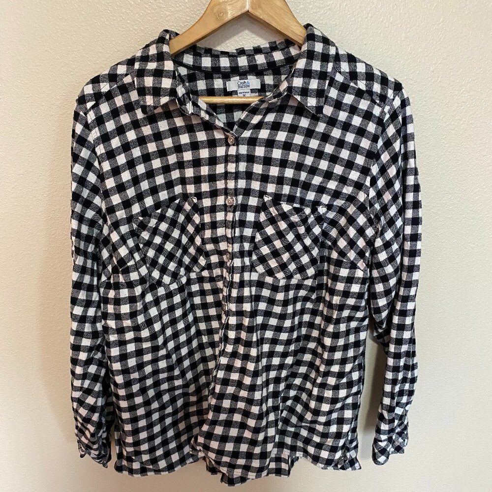 100% Cotton Women's Size 1X black & white long sleeve gingham shirt